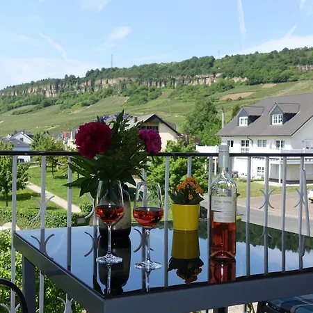 Weingut Heinz Dostert Maison d'hôtes Nittel